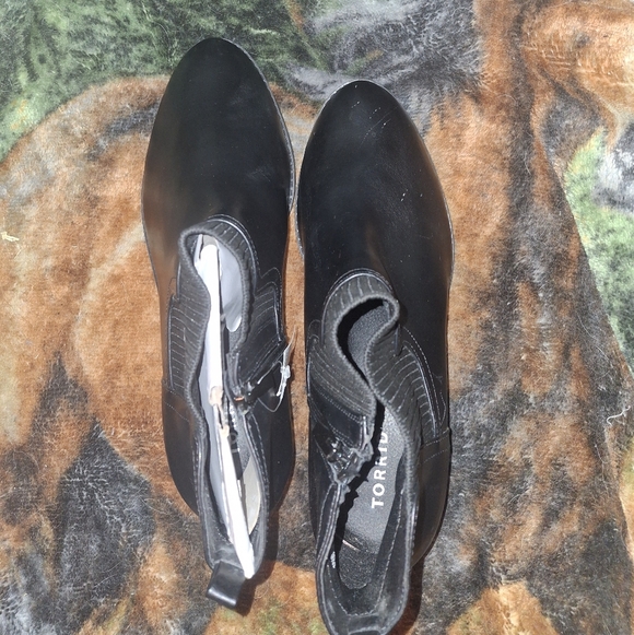 Torrid Black Ankle Booties - Picture 11 of 16